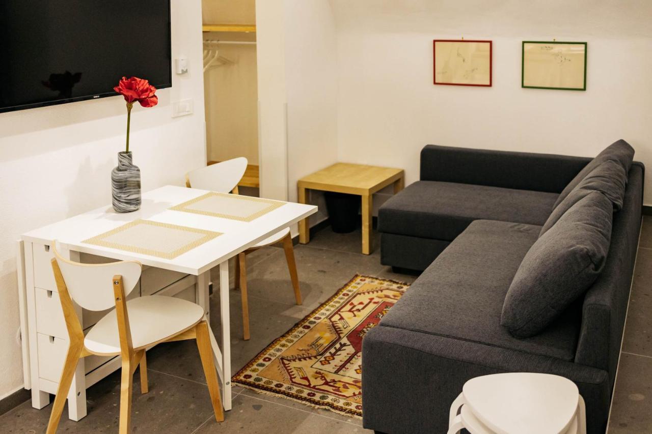 Vila Jakopic Apartments リュブリャナ エクステリア 写真